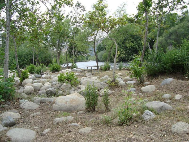 Sequoia Riverfront Cabins Three Rivers Kültér fotó